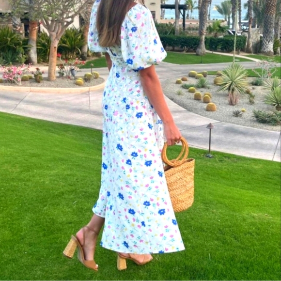 For Love And Lemons Dresses & Skirts - NWOT For Love & Lemons Lexy White Floral Dress